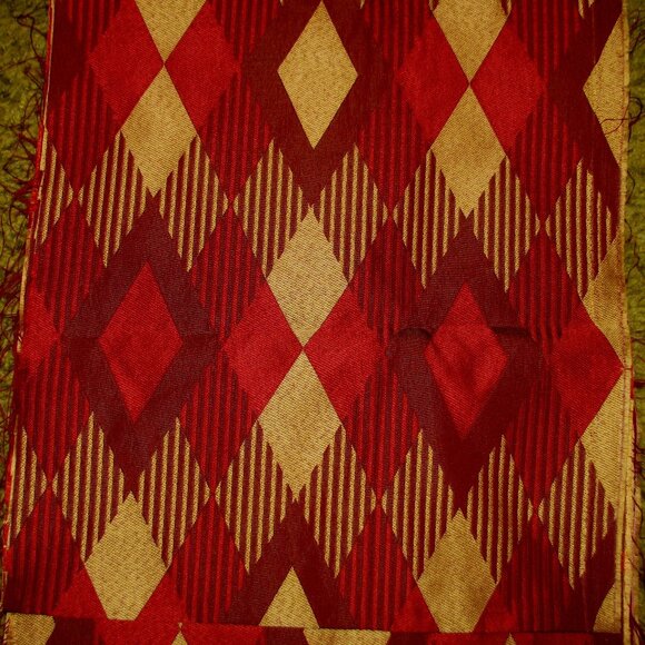 RED & GOLD Diamond Silk BROCADE Decor Fabric Remnants 61" wide - Picture 2 of 3